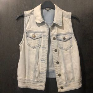 Light Denim Jean Vest